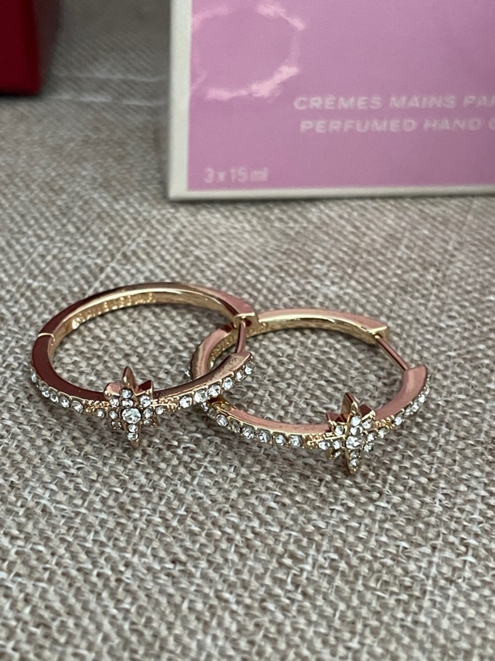 ✨Gold Crystal Star Hoop Earrings✨Like New